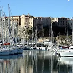 Residenza Casale San Francesco Free Parking Ξενοδοχείο με διαμερίσματα 4*