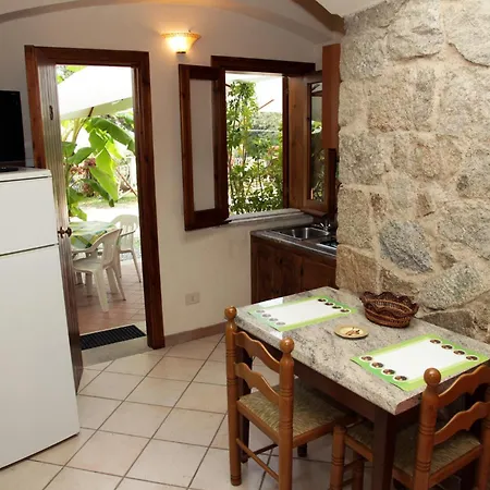 Aparthotel Residenza Casale San Francesco 4*